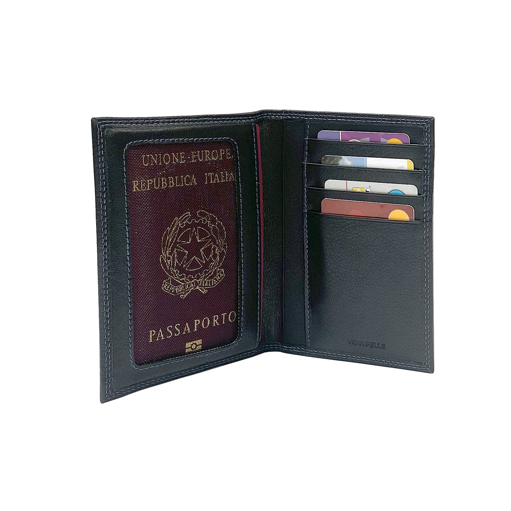 K10122AB | Document Holder + Passport in genuine full-grain leather, dollar/liscia grain. Black color. Size when closed: 10 x 14 x 1 cm - Packaging: hard bottom/cover Gift Box